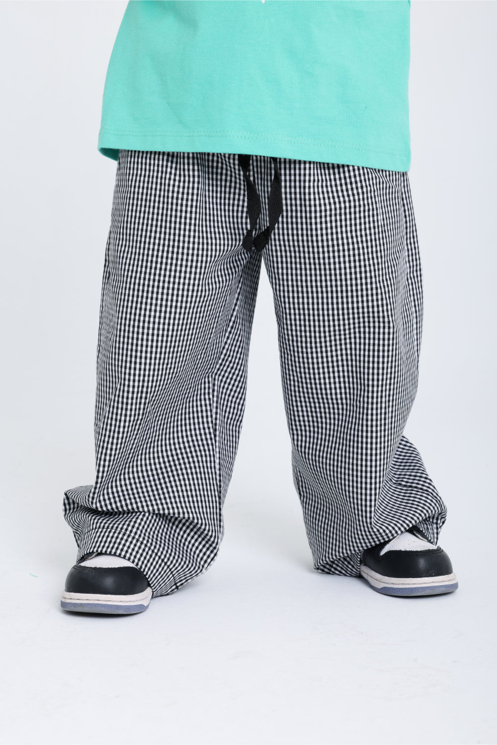 unisex baby cotton pants – black & white