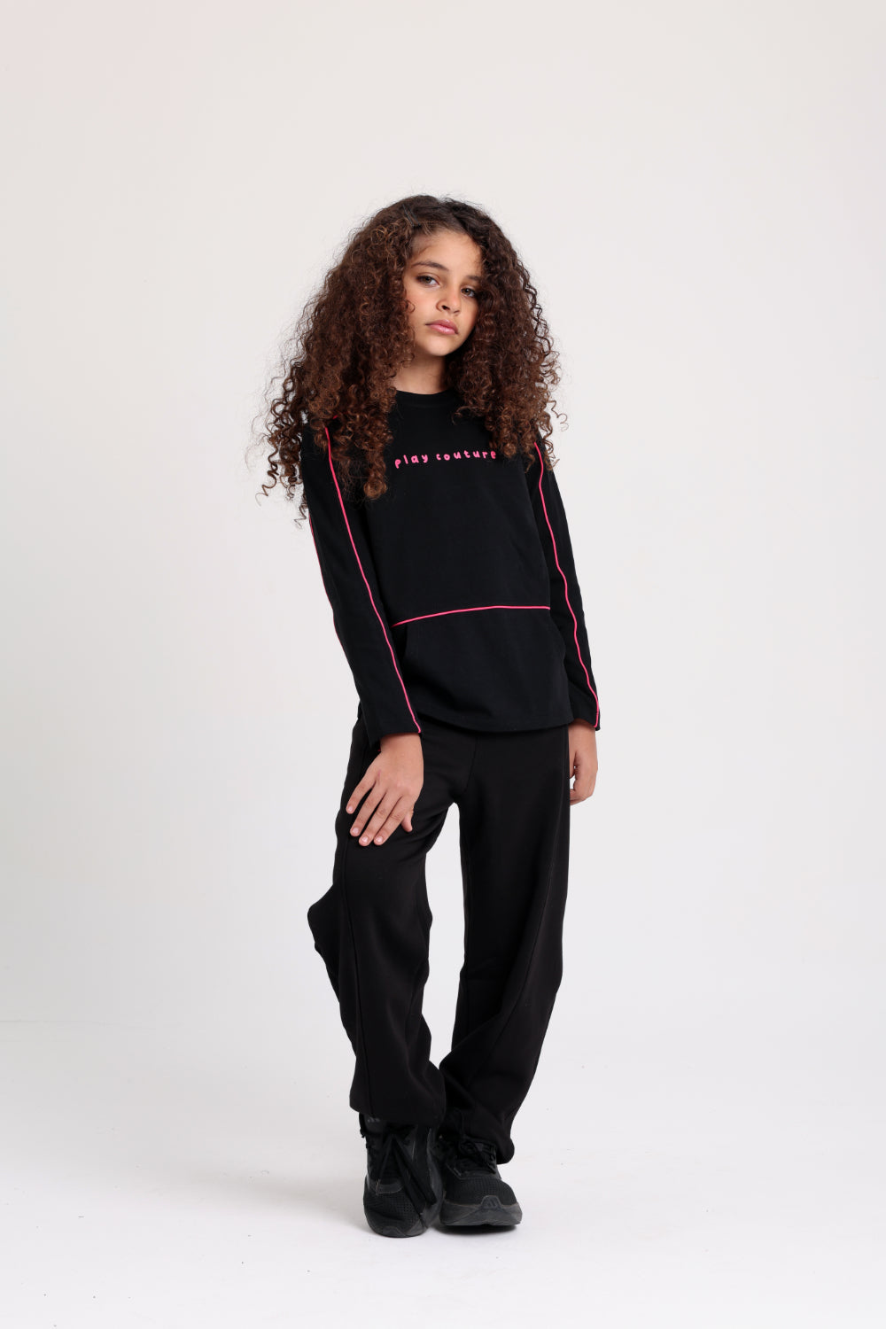 unisex barrel fit pants – black