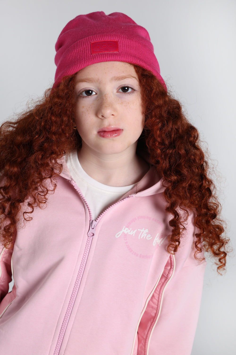 girls cotton hoodie – pink with “join the fun“ print