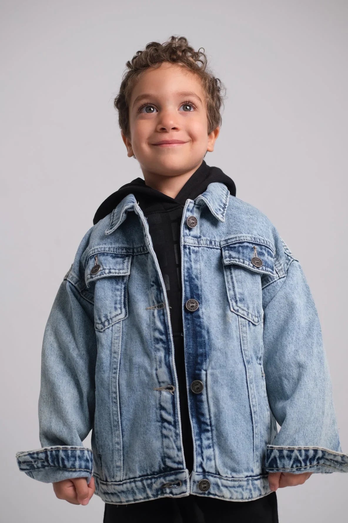 unisex blue long-sleeved jean jacket - playmore