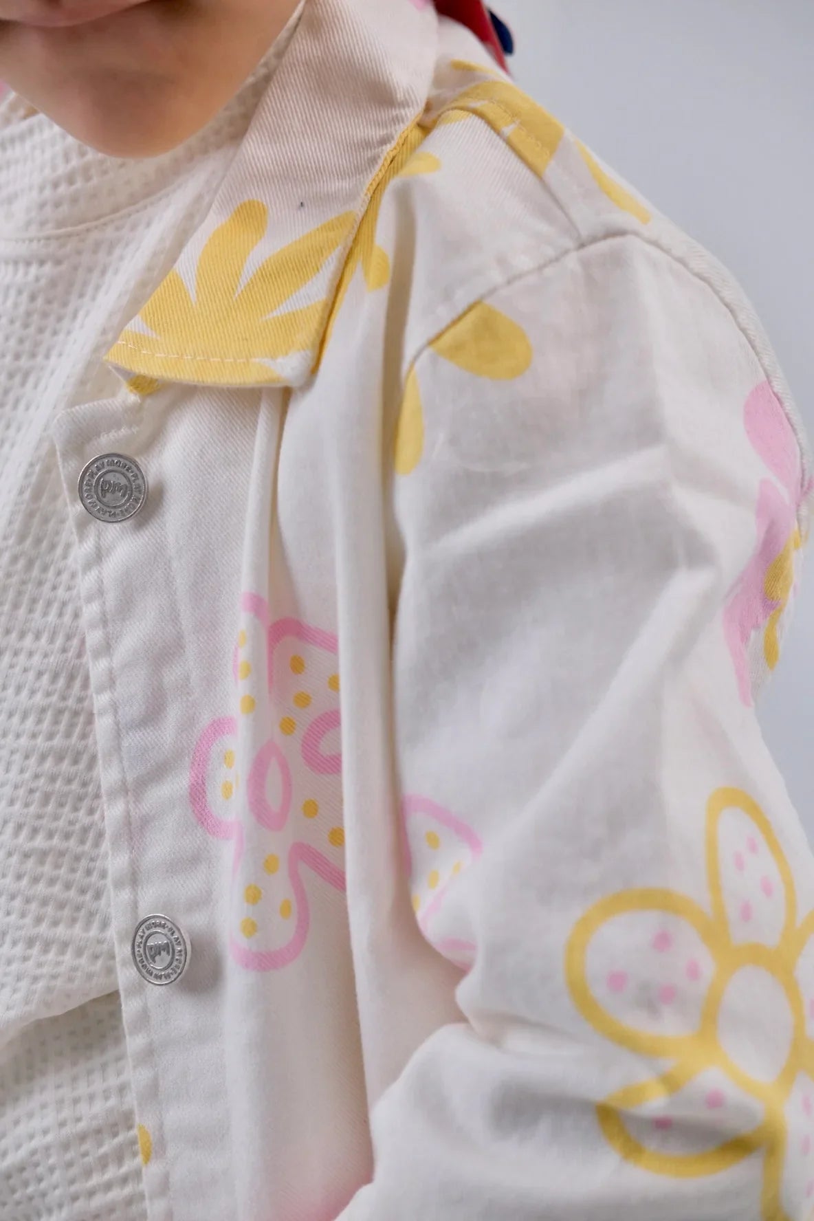 girls printed gabardine jacket – offwhite with flowers - playmore