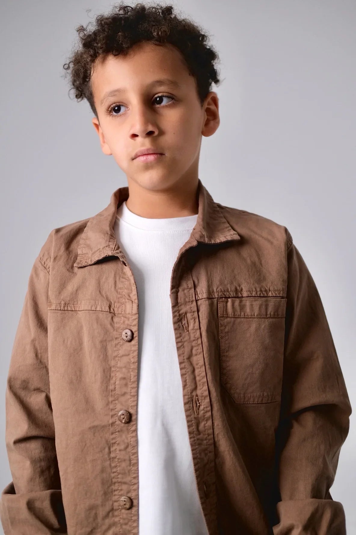 unisex "explore the outdoors" gabardine shirt – brown - playmore