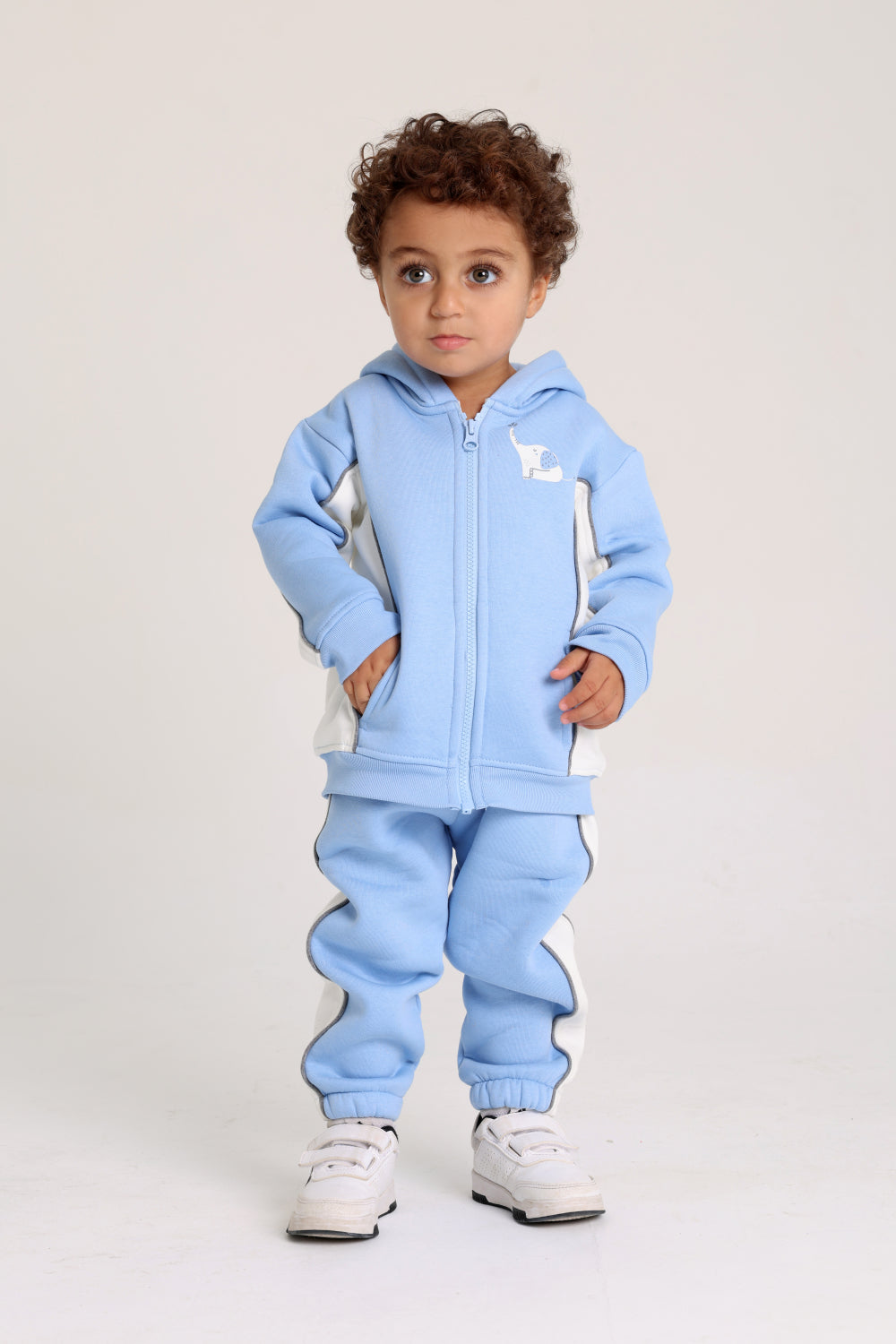 unisex baby cotton outfit Set – baby blue with elephant print