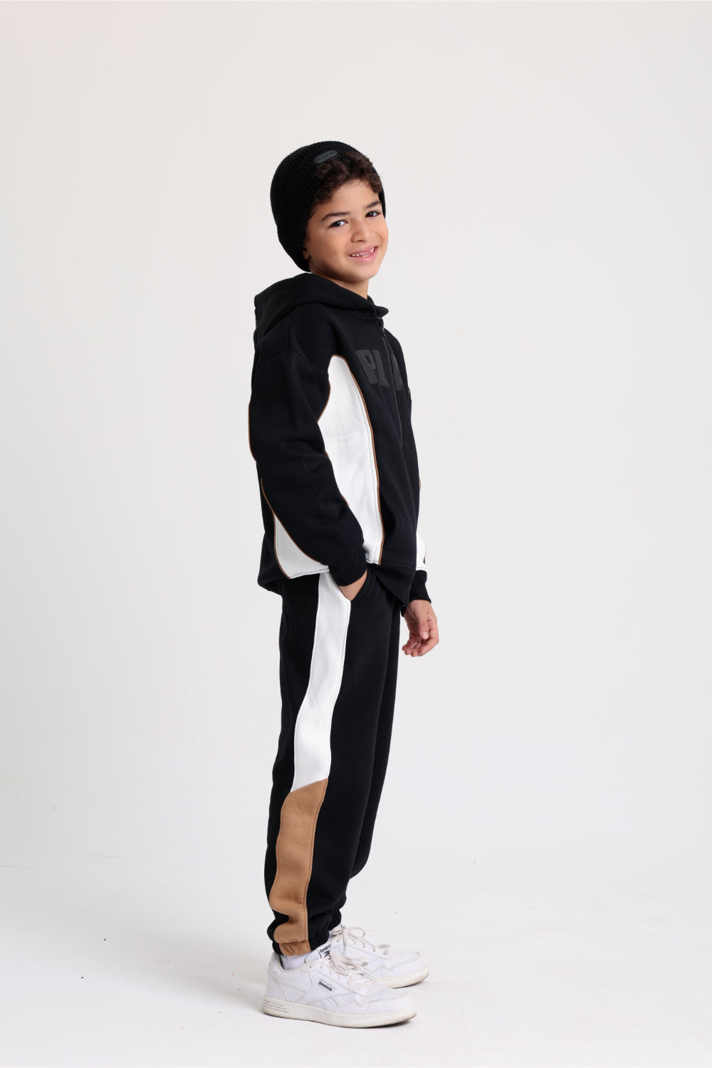 boys cotton hoodie – back with “play more“ print