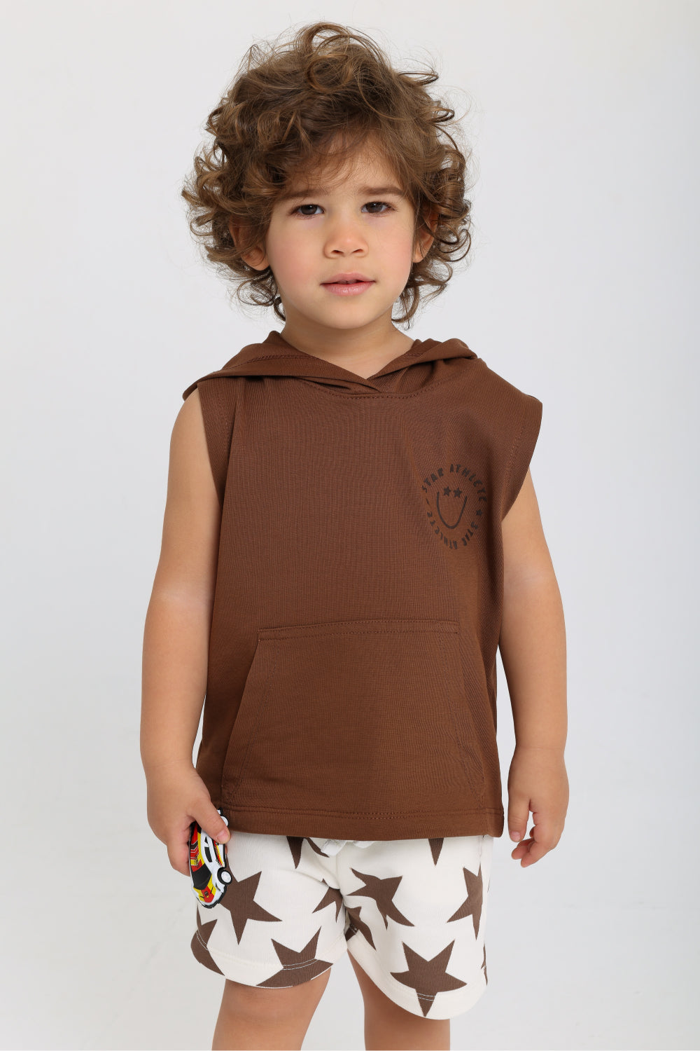 baby boys cotton shorts – off-white with stars print