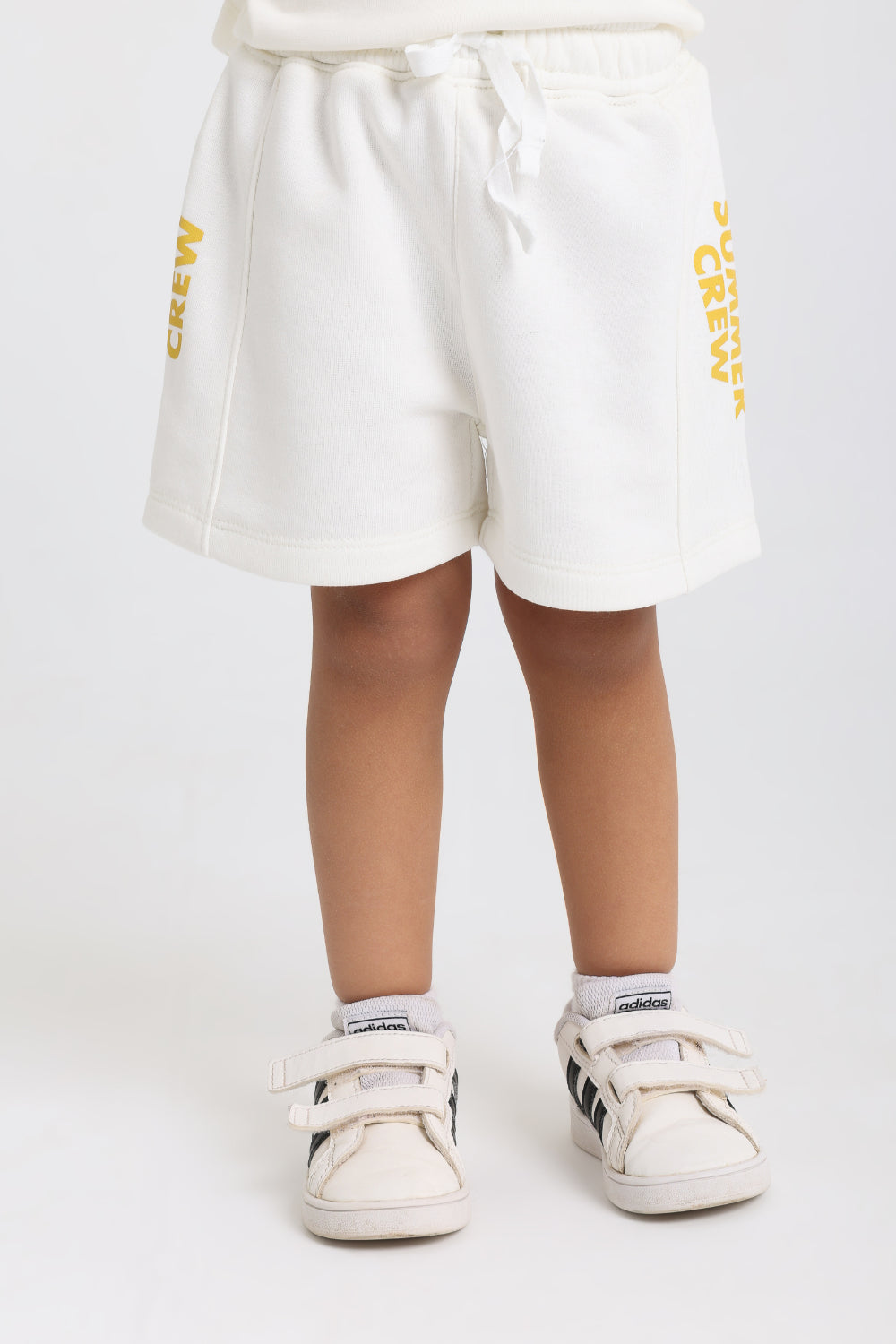 unisex baby cotton short – off-white with "summer crew" print